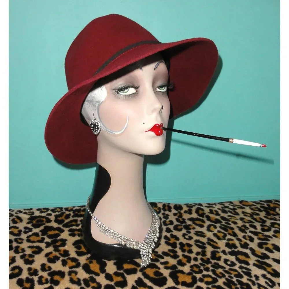 Vintage Burgundy Cloche Hat w/ Bow and Feathers church hat pinup Kentucky Derby - Picture 3 of 10